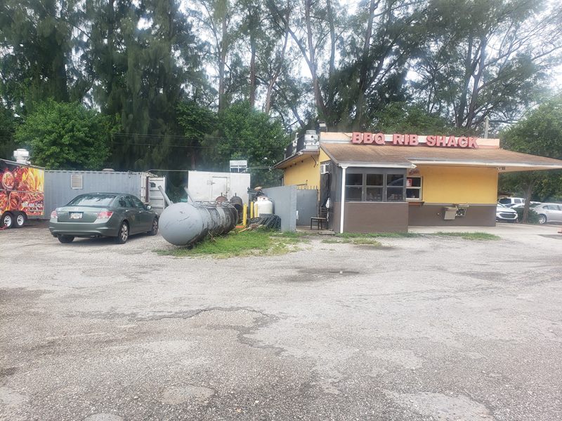 BBQ Rib Shack exterior
